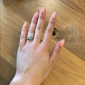 Vintage 14 kt White Gold Antique Diamond Ring